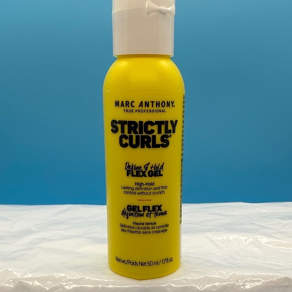 3/$15 🌼 Marc Anthony Strictly Curls Define & Hold Gel in Bright Yellow